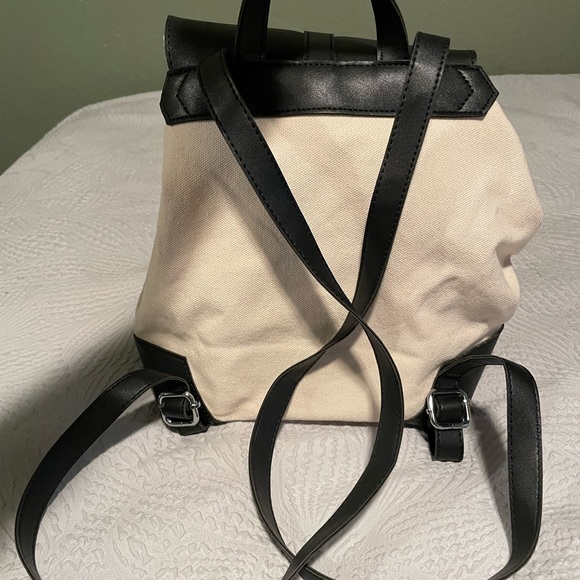 Mini backpack - Picture 3 of 3